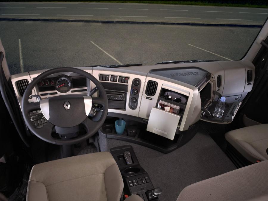  Renault Premium Route 4x2 2006 года  (фото 22 из 28)